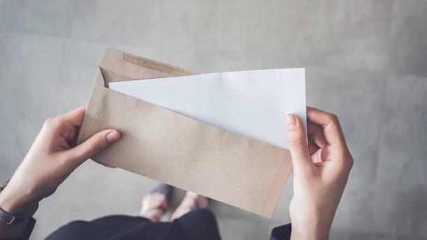 Elegância e Sofisticação: Descubra as Vantagens do Envelope Preto